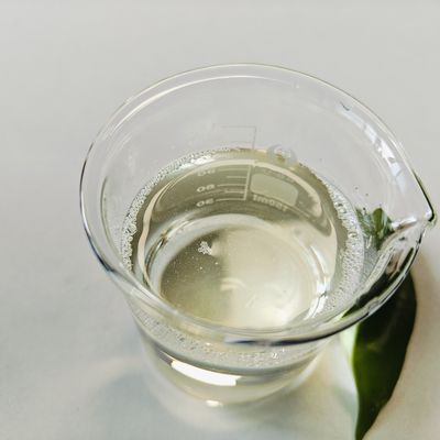 پوست احساس ابریشم Cetyl PEG/PPG-10/1 Dimethicone Emulsifier مایع زرد رنگ Organosilicon سازگاری خوبی دارد