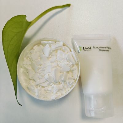 CAS 9005-08-7 PEG-150 Distearate Rheology Modifiers استفاده شده به عنوان امولسیفایر در محصولات مراقبت شخصی Emulgin® EO 33