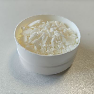 CAS 72175-39-4 PEG-20 متیل گلوکز Sesquistearate Nononic Wo Emulsifier لوشن ماساژ برای پوست حساس